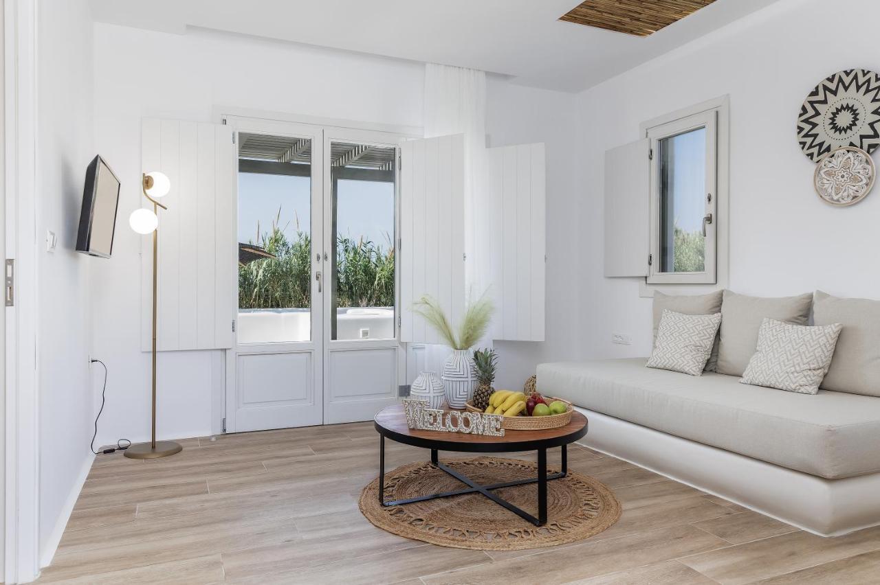 Arsenis Luxury Villas Pláka Exteriér fotografie